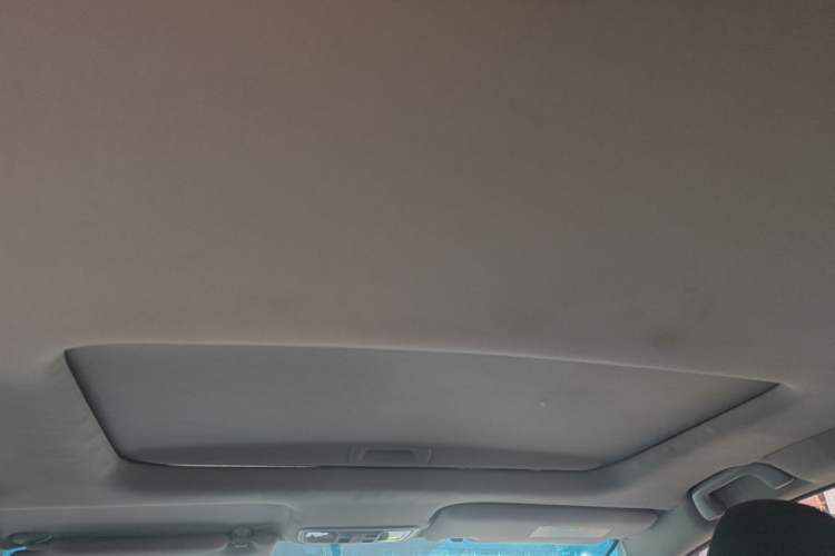 Used Honda Jade 2014 1.8L Automatic Comfort Elite Version 5 Seats Headliner