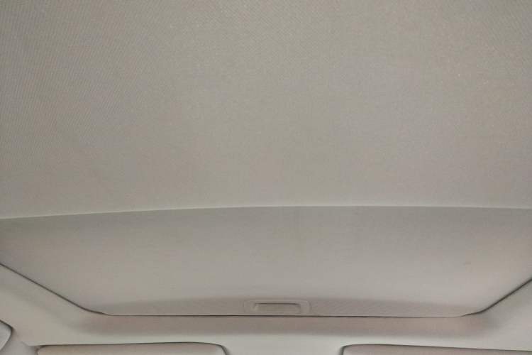 Used Honda Jade 2014 1.8L Automatic Comfort Elite Version 5 Seats Headliner