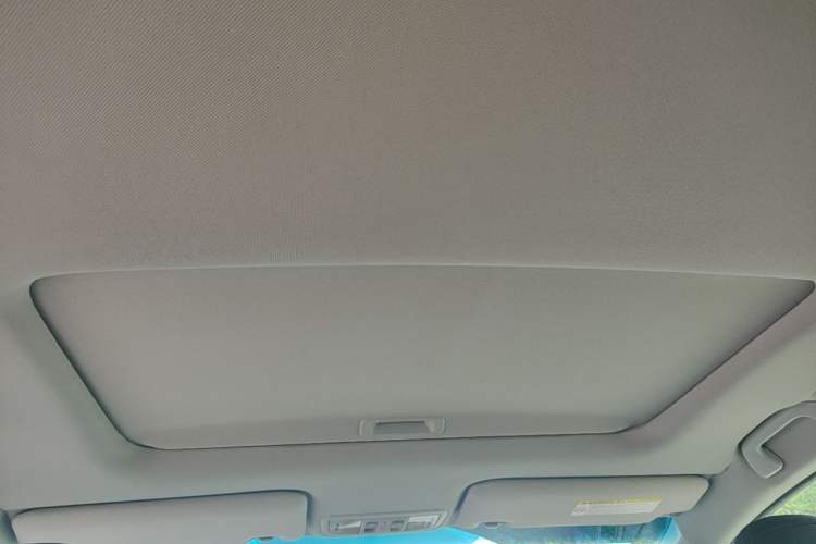Used Honda Jade 2014 1.8L CVT Luxury Prestige Edition 5 Seats Headliner