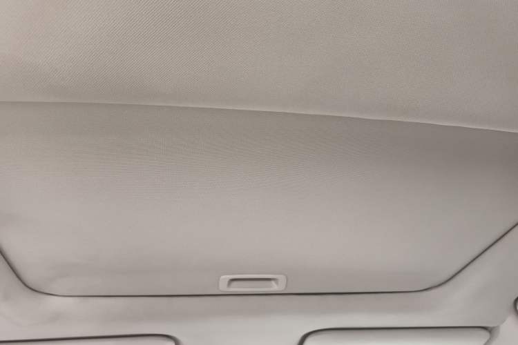 Used Honda Jade 2014 1.8L CVT Luxury Prestige Edition 5 Seats Headliner