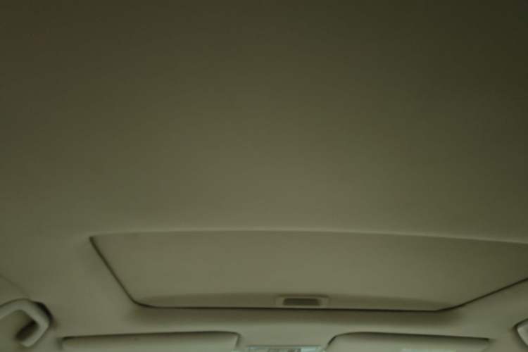 Used Honda Jade 2014 1.8L CVT Luxury Edition 5 seats Headliner