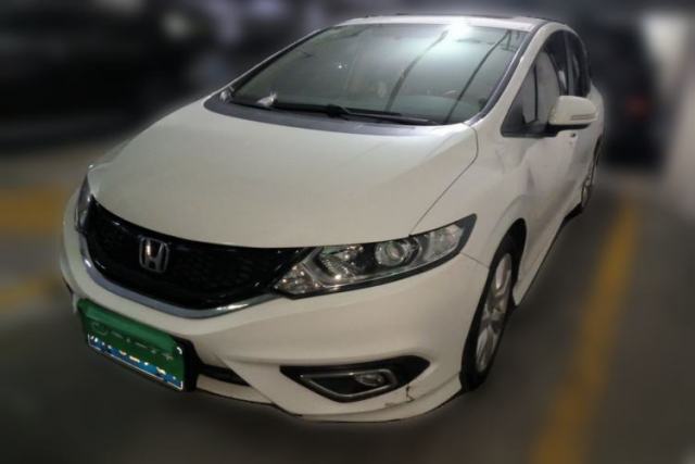 Honda Jade 2014 1.8L Automatic Comfort Elite Version 5 Seats de segunda mano