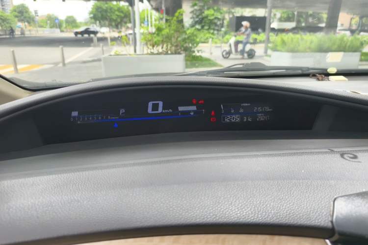 Used Honda Jade 2014 1.8L Automatic Comfort Elite Version 5 Seats Instrument Cluster