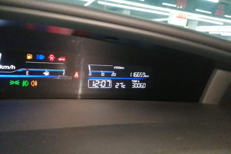 Used Honda Jade 2014 1.8L Automatic Comfort Elite Version 5 Seats Instrument Cluster
