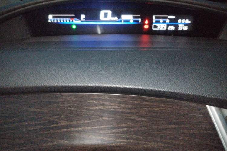 Used Honda Jade 2014 1.8L Automatic Comfort Elite Version 5 Seats Instrument Cluster