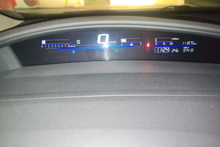 Used Honda Jade 2014 1.8L Automatic Comfort Elite Version 5 Seats Instrument Cluster
