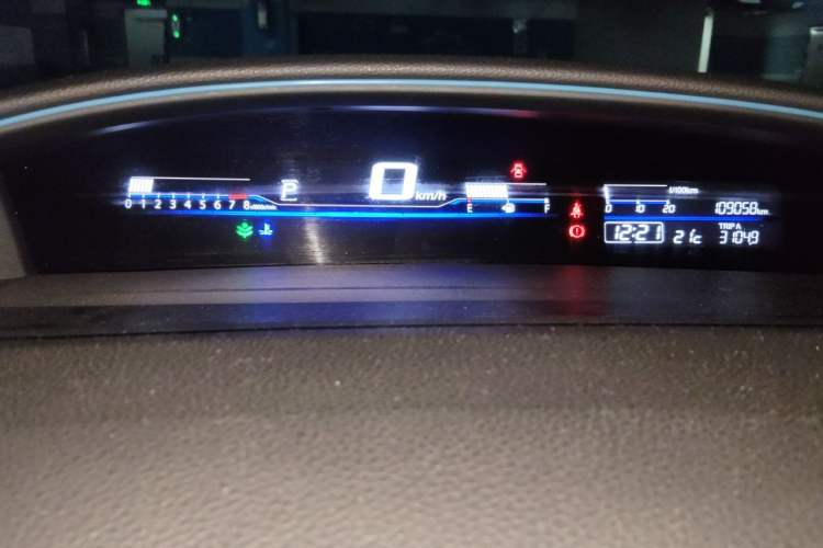 Used Honda Jade 2014 1.8L Automatic Comfort Elite Version 5 Seats Instrument Cluster