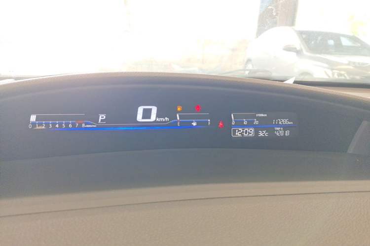 Used Honda Jade 2014 1.8L Automatic Comfort Elite Version 5 Seats Instrument Cluster