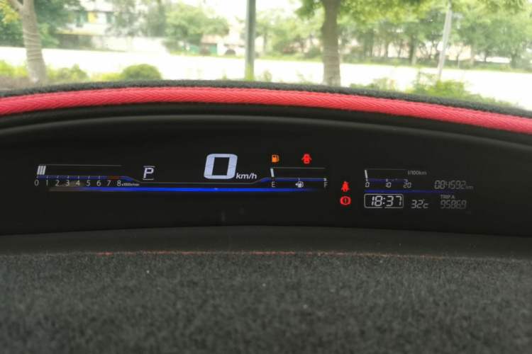 Used Honda Jade 2014 1.8L Automatic Comfort Elite Version 5 Seats Instrument Cluster