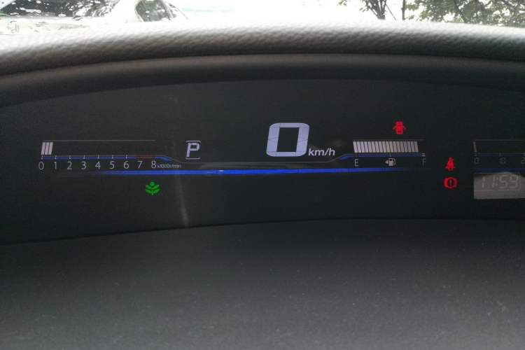 Used Honda Jade 2014 1.8L Automatic Comfort Elite Version 5 Seats Instrument Cluster