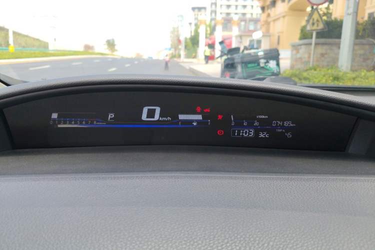 Used Honda Jade 2014 1.8L Automatic Comfort Elite Version 5 Seats Instrument Cluster