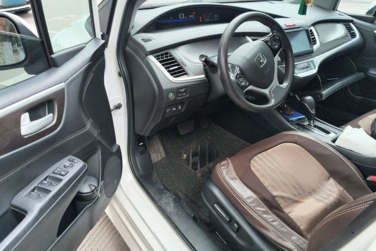 Used Honda Jade 2014 1.8L CVT Luxury Edition 5 seats Interior 3