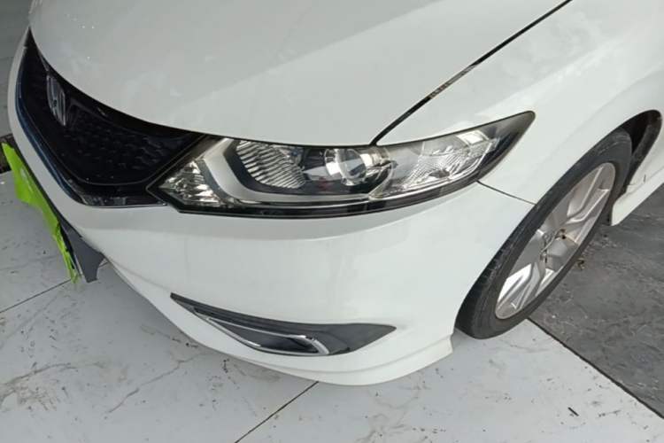 Used Honda Jade 2014 1.8L Automatic Comfort Elite Version 5 Seats Left Front Headlight