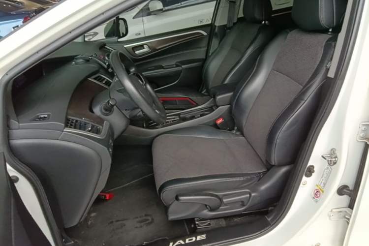 Used Honda Jade 2014 1.8L Automatic Comfort Elite Version 5 Seats Left Front Seat