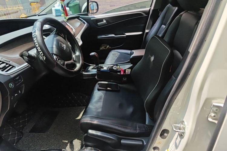 Used Honda Jade 2014 1.8L Automatic Comfort Elite Version 5 Seats Left Front Seat
