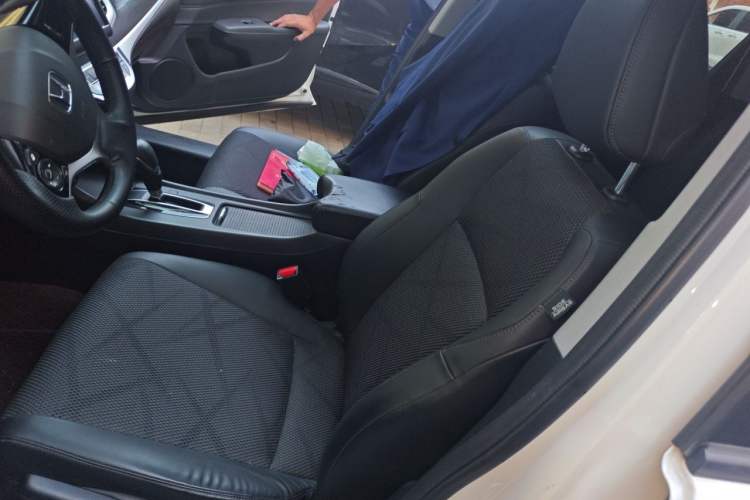Used Honda Jade 2014 1.8L Automatic Comfort Elite Version 5 Seats Left Front Seat