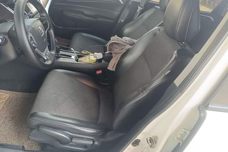 Used Honda Jade 2014 1.8L Automatic Comfort Elite Version 5 Seats Left Front Seat
