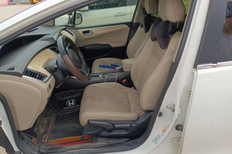 Used Honda Jade 2014 1.8L Automatic Comfort Elite Version 5 Seats Left Front Seat