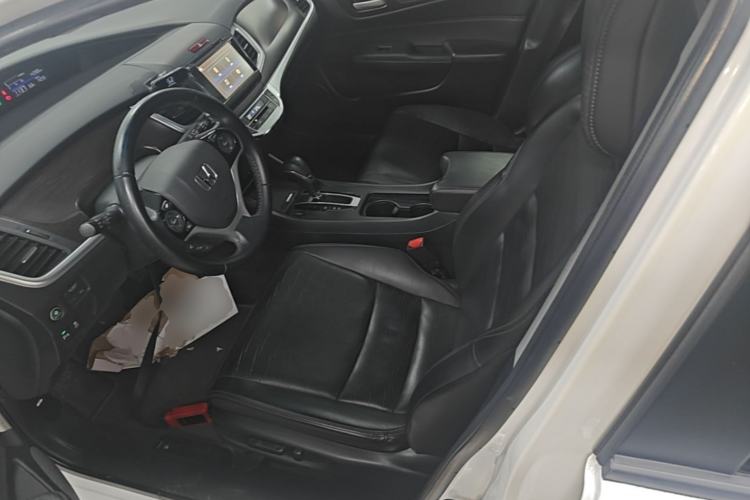 Used Honda Jade 2014 1.8L CVT Luxury Prestige Edition 5 Seats Left Front Seat