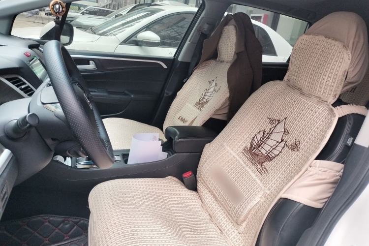 Used Honda Jade 2014 1.8L CVT Luxury Edition 5 seats Left Front Seat