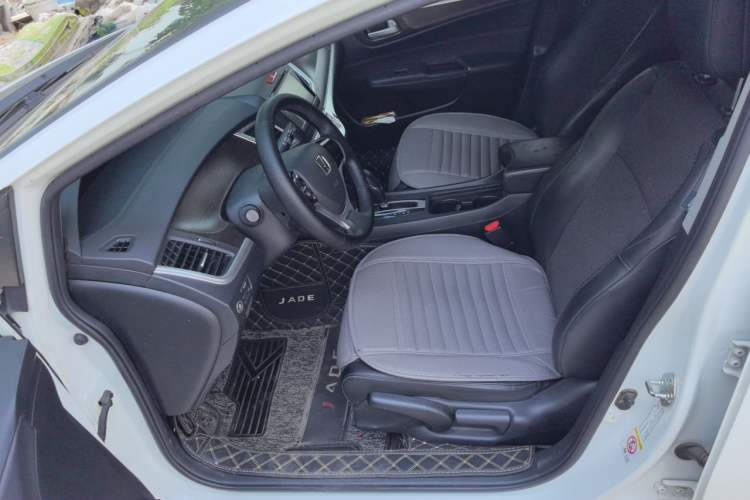 Used Honda Jade 2014 1.8L Automatic Comfort Elite Version 5 Seats Left Front Seat