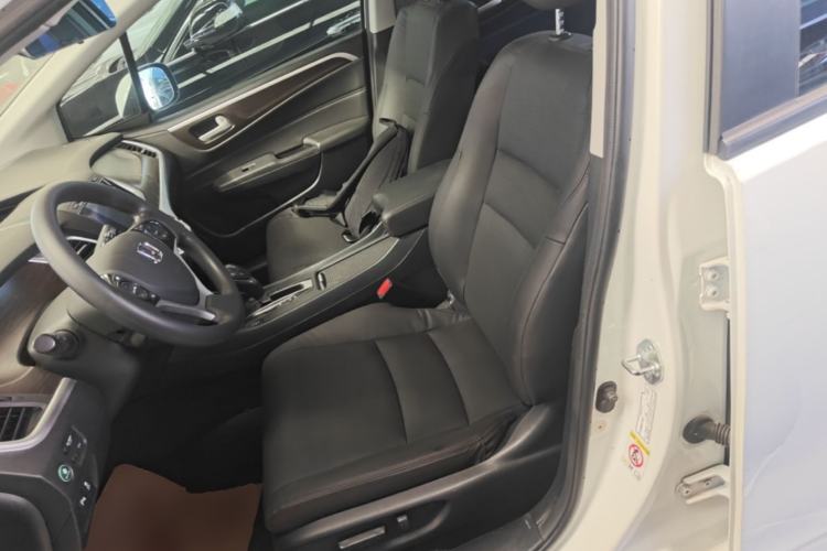 Used Honda Jade 2014 1.8L CVT Luxury Edition 5 seats Left Front Seat