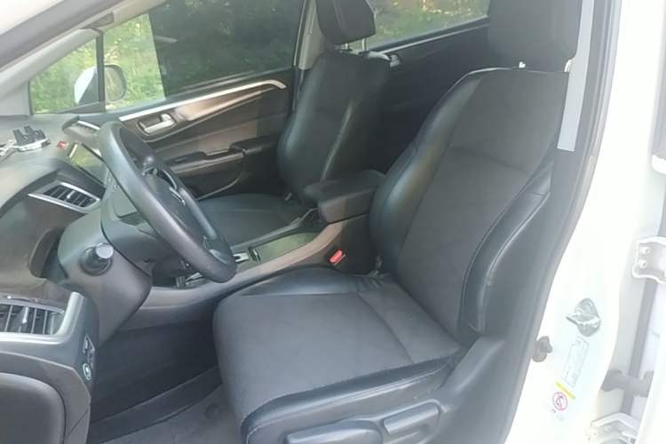 Used Honda Jade 2014 1.8L Automatic Comfort Elite Version 5 Seats Left Front Seat