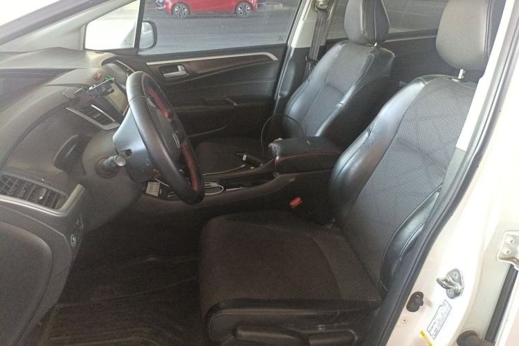 Used Honda Jade 2014 1.8L Automatic Comfort Elite Version 5 Seats Left Front Seat