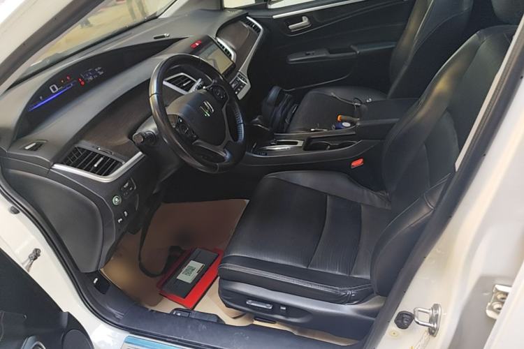 Used Honda Jade 2014 1.8L CVT Luxury Prestige Edition 5 Seats Left Front Seat
