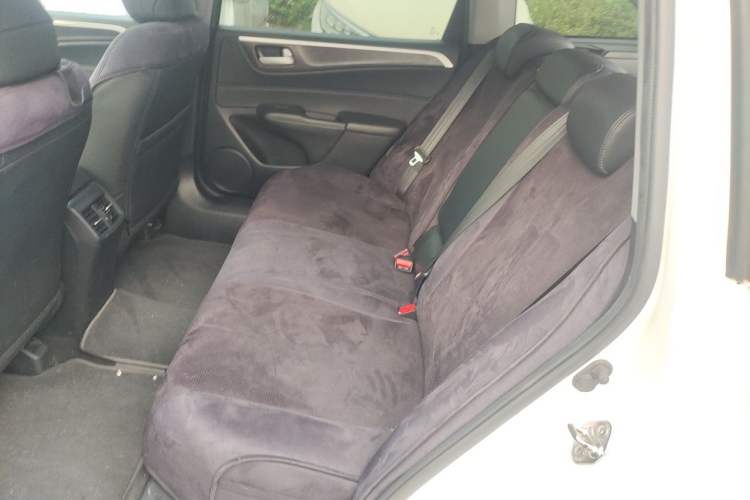 Used Honda Jade 2014 1.8L Automatic Comfort Elite Version 5 Seats Left Rear Seat