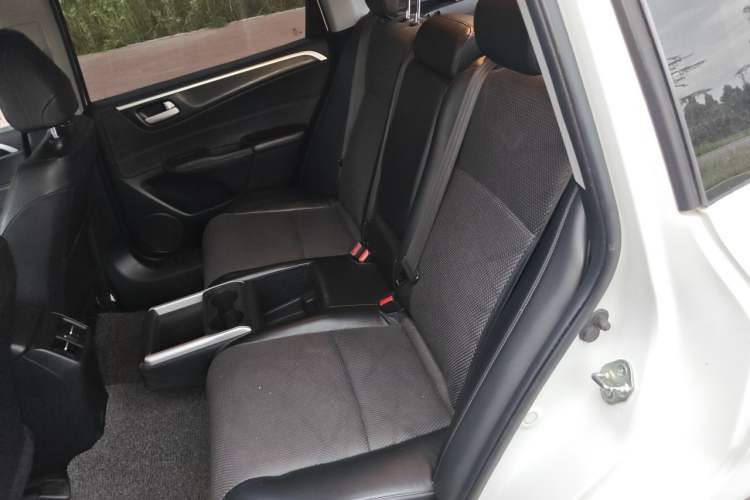 Used Honda Jade 2014 1.8L Automatic Comfort Elite Version 5 Seats Left Rear Seat