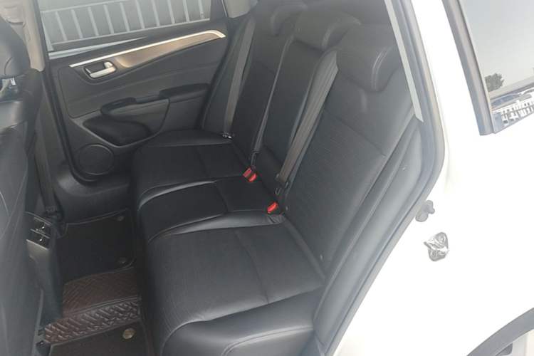 Used Honda Jade 2014 1.8L CVT Luxury Edition 5 seats Left Rear Seat