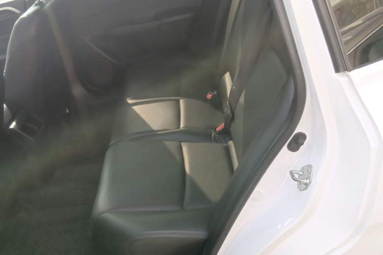 Used Honda Jade 2014 1.8L CVT Luxury Edition 5 seats Left Rear Seat