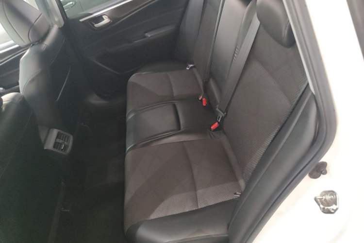 Used Honda Jade 2014 1.8L Automatic Comfort Elite Version 5 Seats Left Rear Seat