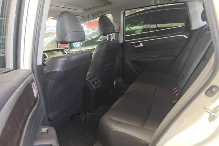 Used Honda Jade 2014 1.8L CVT Luxury Edition 5 seats Left Rear Seat