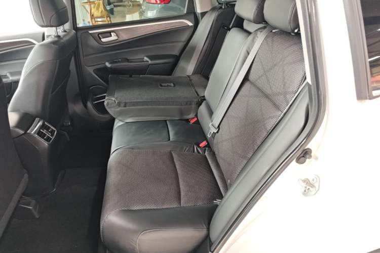 Used Honda Jade 2014 1.8L Automatic Comfort Elite Version 5 Seats Left Rear Seat