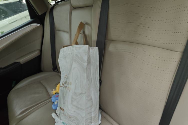 Used Honda Jade 2014 1.8L CVT Luxury Edition 5 seats Left Rear Seat