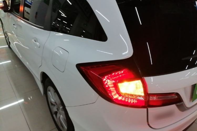 Used Honda Jade 2014 1.8L Automatic Comfort Elite Version 5 Seats Rear Left 45 Deg