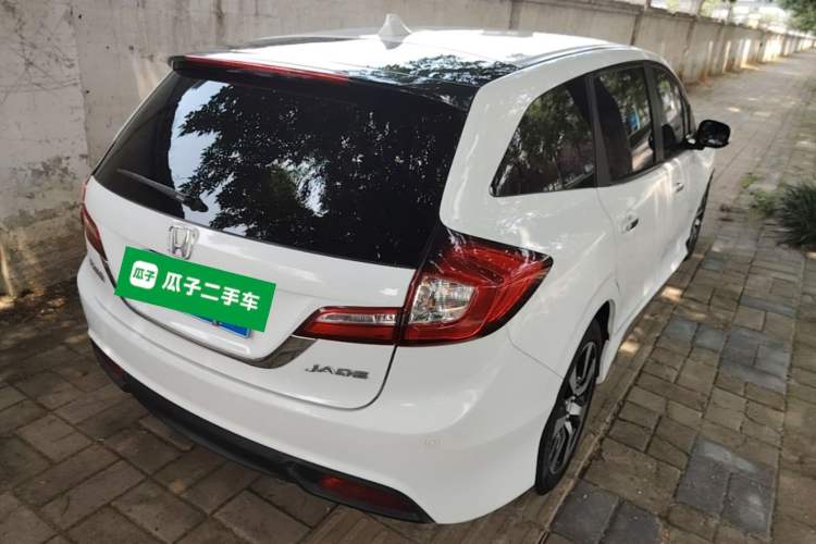 Used Honda Jade 2014 1.8L Automatic Comfort Elite Version 5 Seats Rear Right 45 Deg