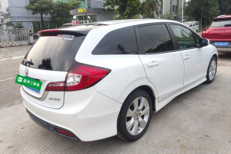 Used Honda Jade 2014 1.8L Automatic Comfort Elite Version 5 Seats Rear Right 45 Deg