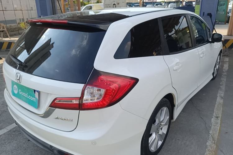 Used Honda Jade 2014 1.8L Automatic Comfort Elite Version 5 Seats Rear Right 45 Deg