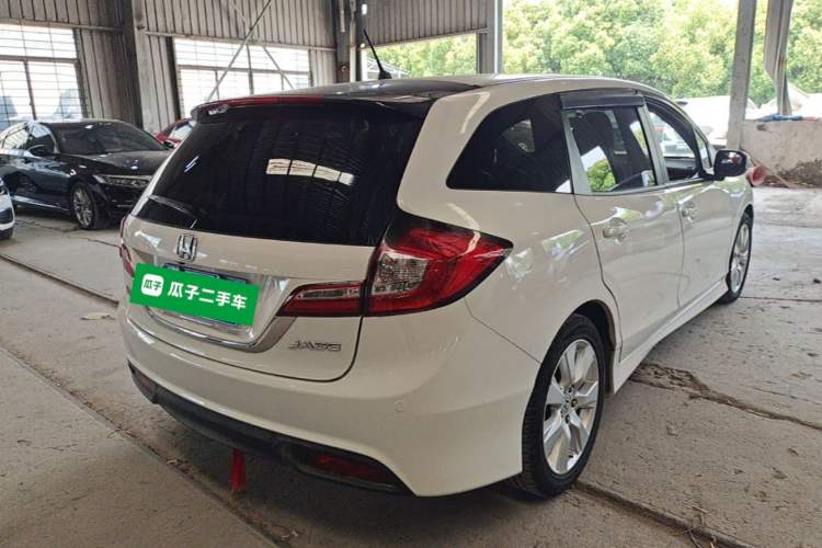 Used Honda Jade 2014 1.8L Automatic Comfort Elite Version 5 Seats Rear Right 45 Deg