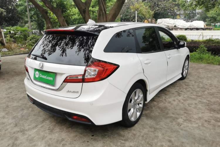 Used Honda Jade 2014 1.8L Automatic Comfort Elite Version 5 Seats Rear Right 45 Deg