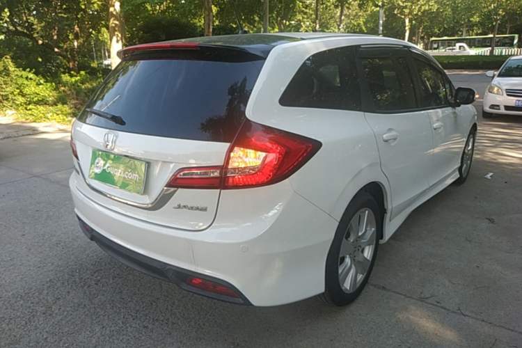Used Honda Jade 2014 1.8L Automatic Comfort Elite Version 5 Seats Rear Right 45 Deg