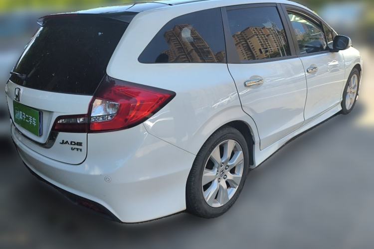 Used Honda Jade 2014 1.8L CVT Luxury Edition 5 seats Rear Right 45 Deg