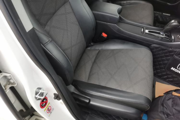 Used Honda Jade 2014 1.8L Automatic Comfort Elite Version 5 Seats Right Front Seat