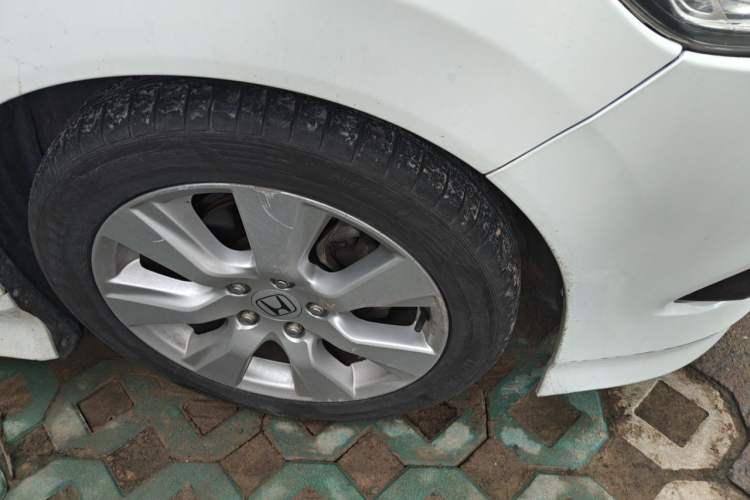 Used Honda Jade 2014 1.8L CVT Luxury Edition 5 seats Right Front Wheel Hub