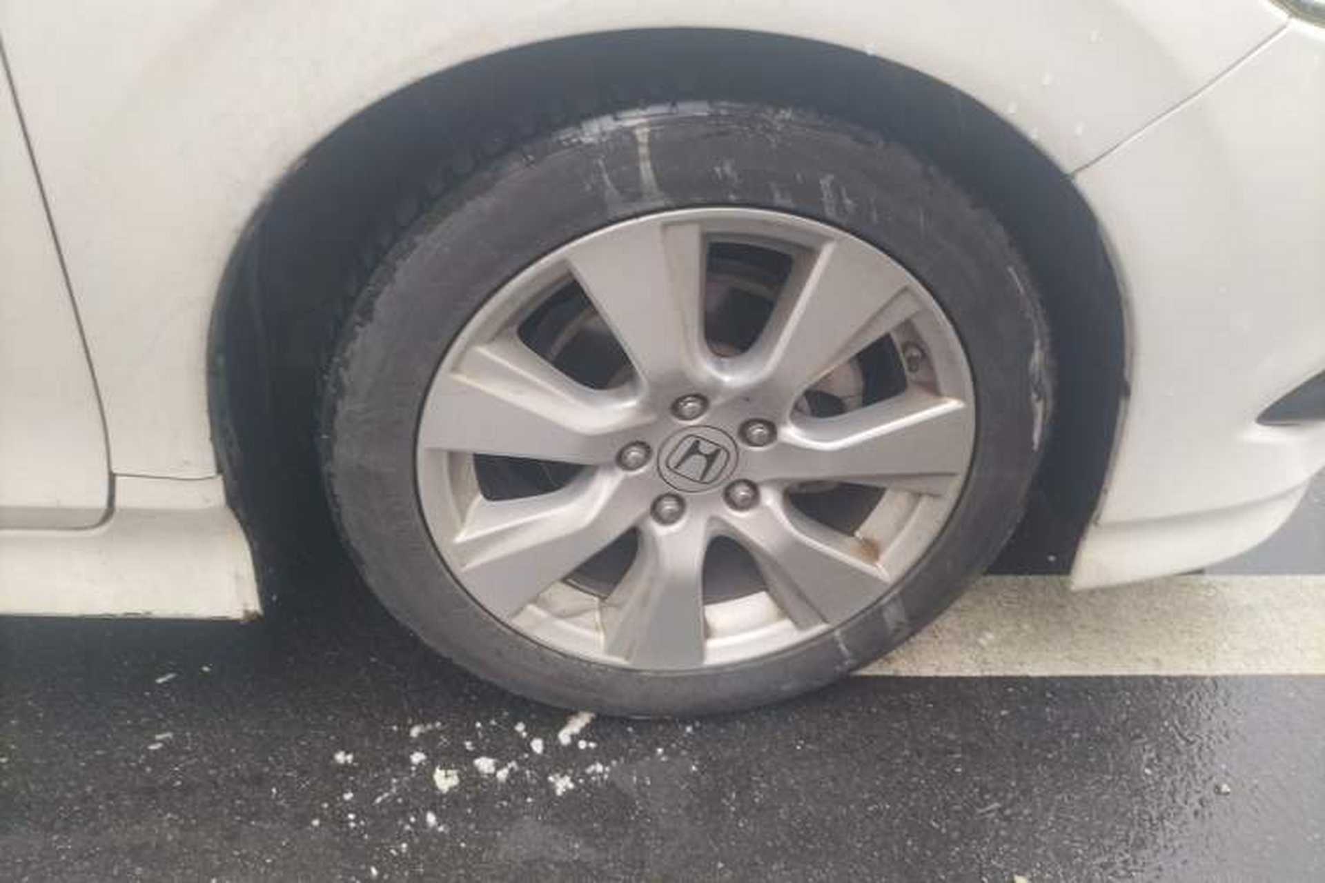Used Honda Jade 2014 1.8L Automatic Comfort Elite Version 5 Seats Right Front Wheel Hub