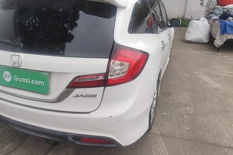 Used Honda Jade 2014 1.8L Automatic Comfort Elite Version 5 Seats Right Rear Taillight