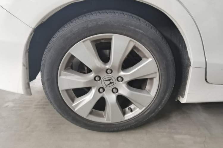 Used Honda Jade 2014 1.8L CVT Luxury Edition 5 seats Right Rear Wheel Hub